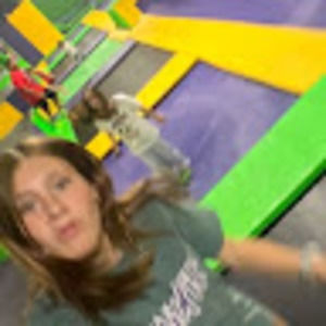 Meet your Posher, Mae